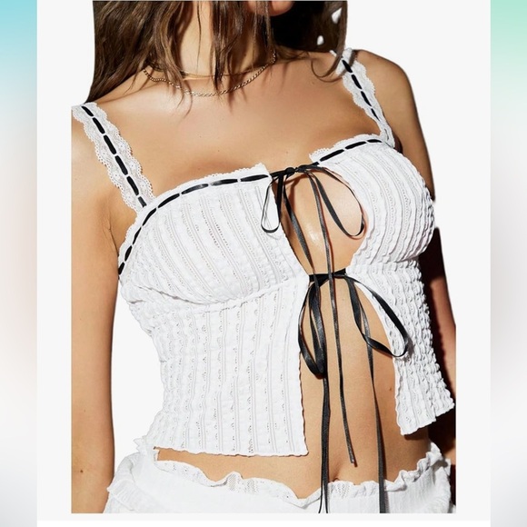 Floerns Lace Trim Tie Front Camisole Textured Sleeveless Crop Cami Top Sz S - Picture 1 of 10